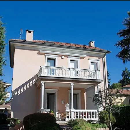 Bed and breakfast Le Rondini 3*