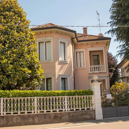 Le Rondini Bed & Breakfast