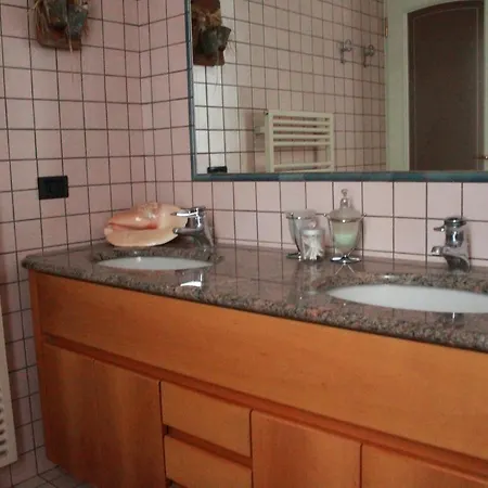 Le Rondini Bed & Breakfast