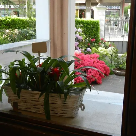 Bed & Breakfast Le Rondini 4*